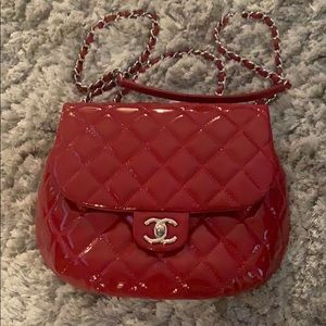 CHANEL flap-bag crossbody! GORGEOUS new bag!!